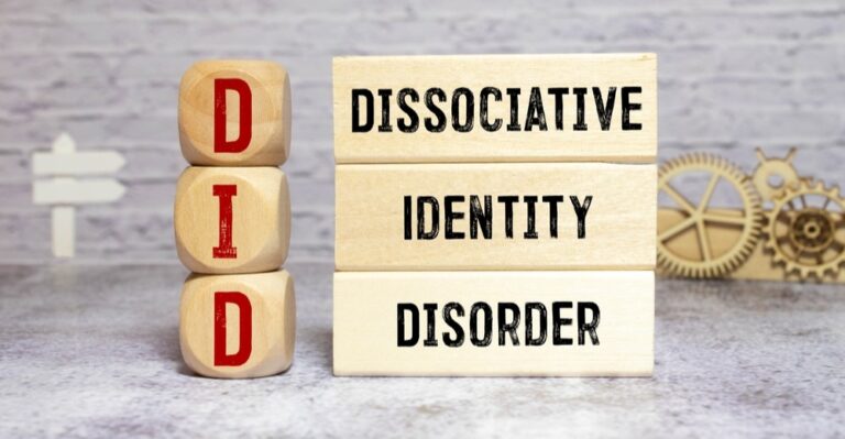 How to Support Someone with Dissociative Identity Disorder